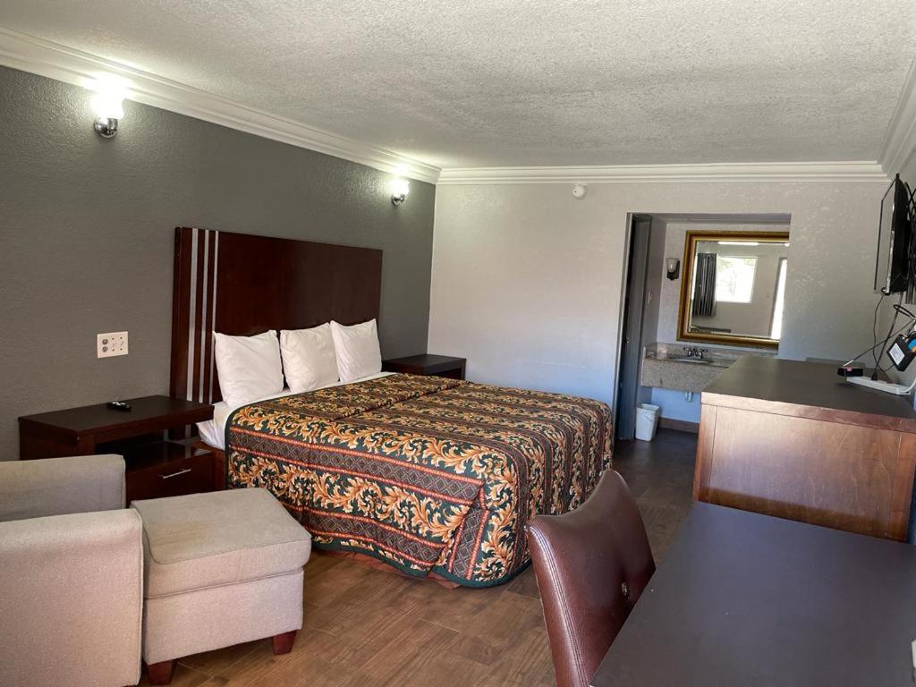 Budget Inn And Suites Crowley Εξωτερικό φωτογραφία