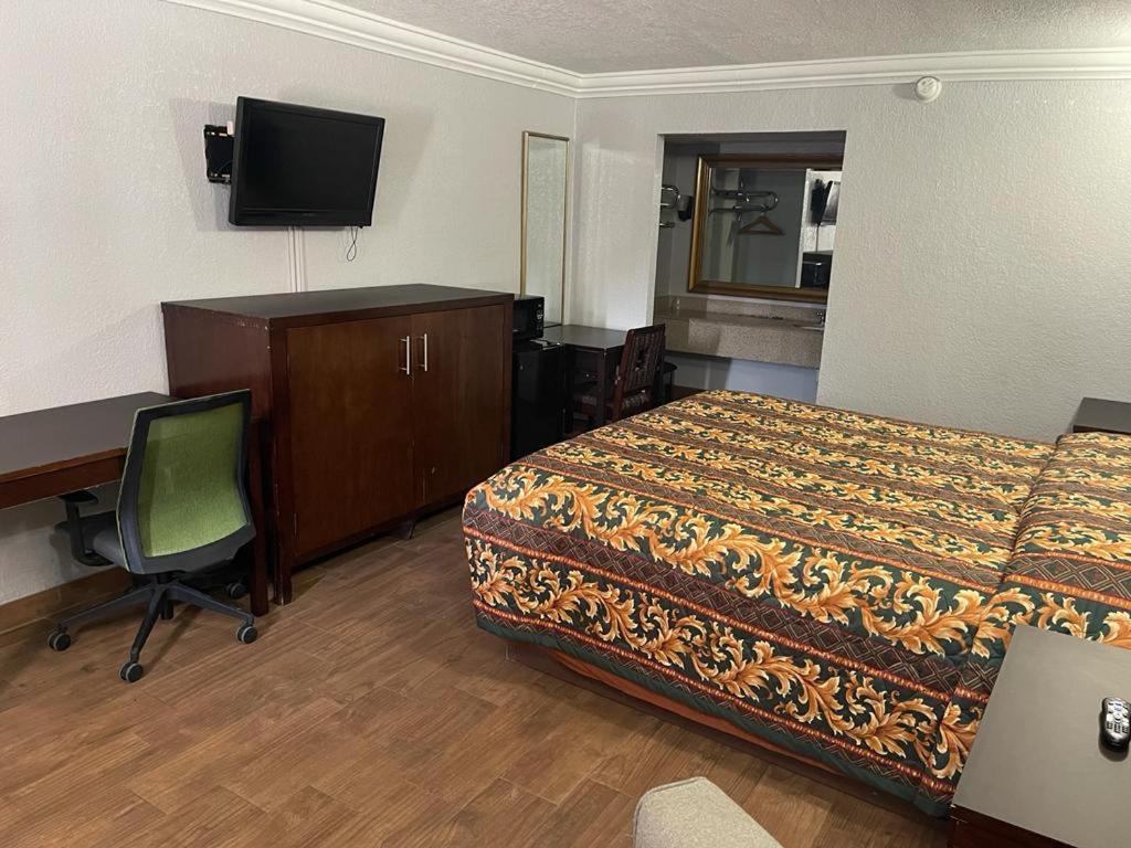 Budget Inn And Suites Crowley Εξωτερικό φωτογραφία
