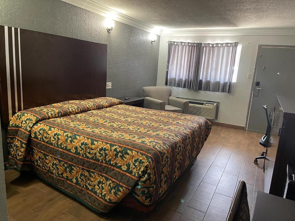 Budget Inn And Suites Crowley Εξωτερικό φωτογραφία